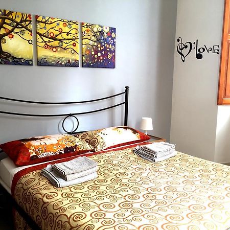 Aristocarli Bed & Breakfast Roma Oda fotoğraf